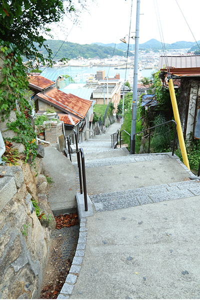 千光寺公園への山道