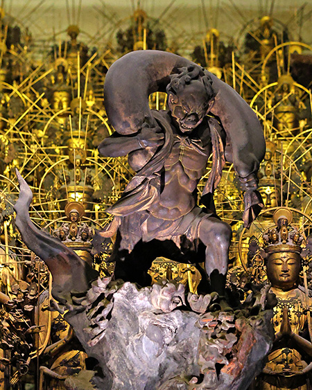 三十三間堂夜間拝観ライトアップ