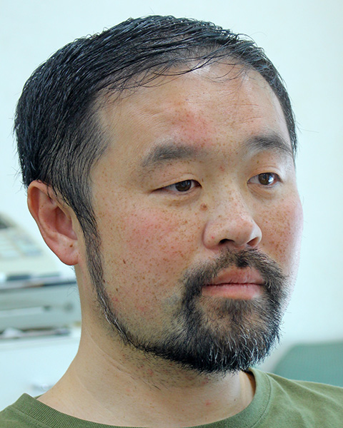 髭カット ヒゲトリミング 東大阪 理容室 全体 施術前