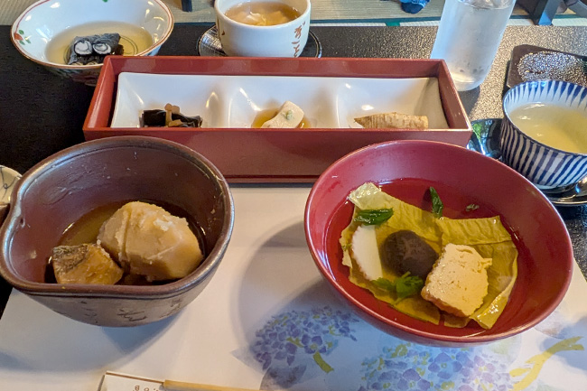 いもぼう本店 棒鱈 海老芋 料理 法事 食事 東大阪 理容室